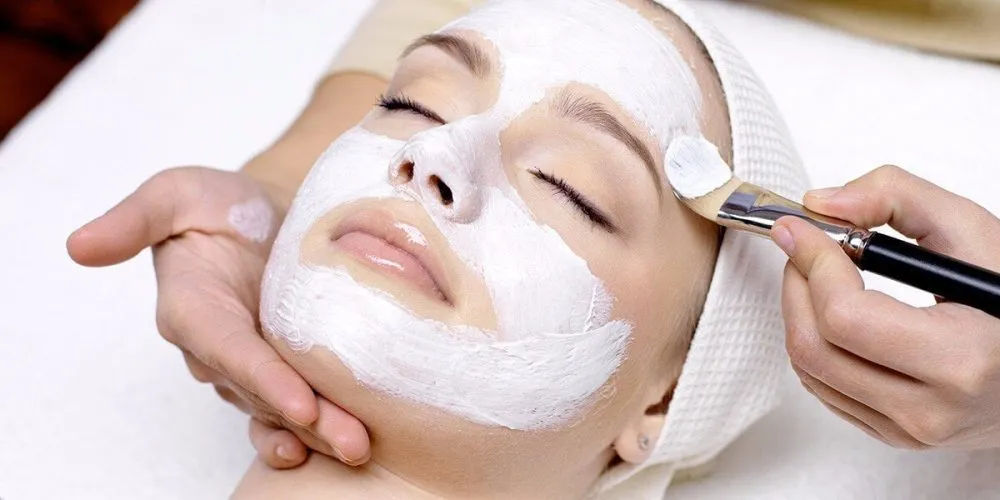 Perbedaan Treatment dan Facial