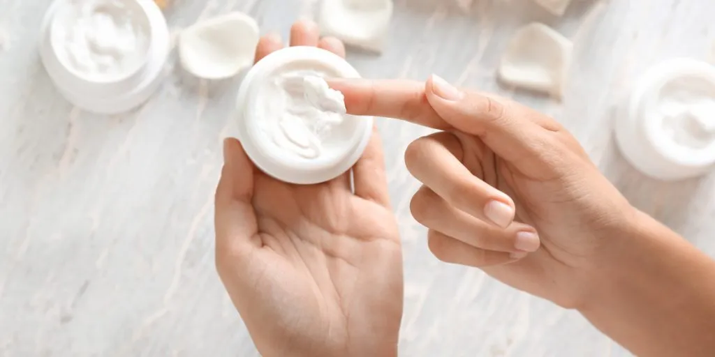 Tips dan Trik Mengaplikasikan Moisturizer agar Hasilnya Maksimal