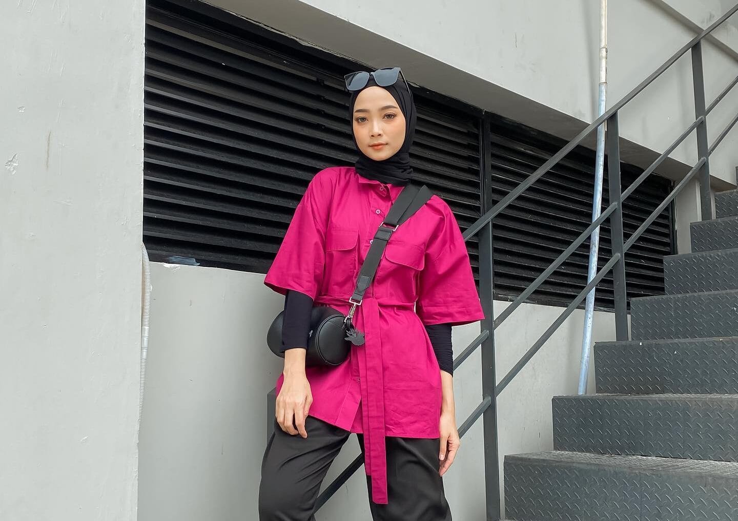 Pink Fanta Cocok dengan Warna Apa