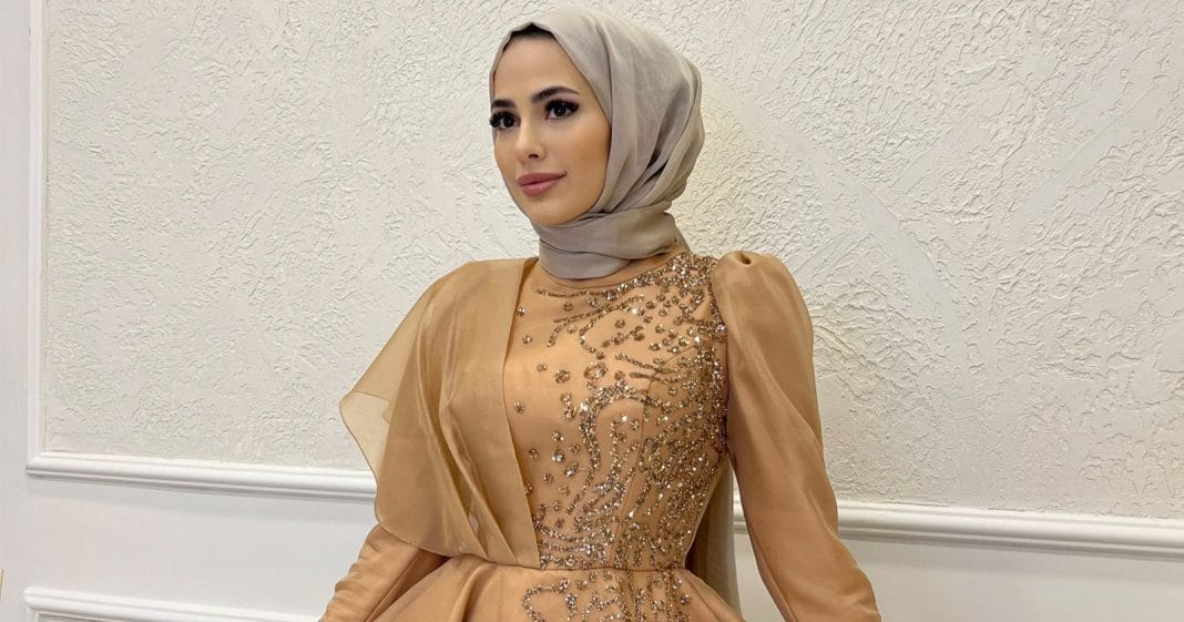 Warna Gold Cocok dengan Warna Apa