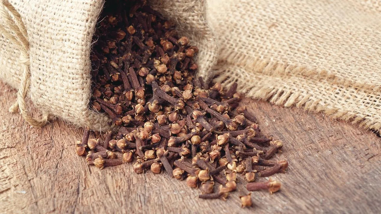 manfaat cengkeh untuk kecantikan