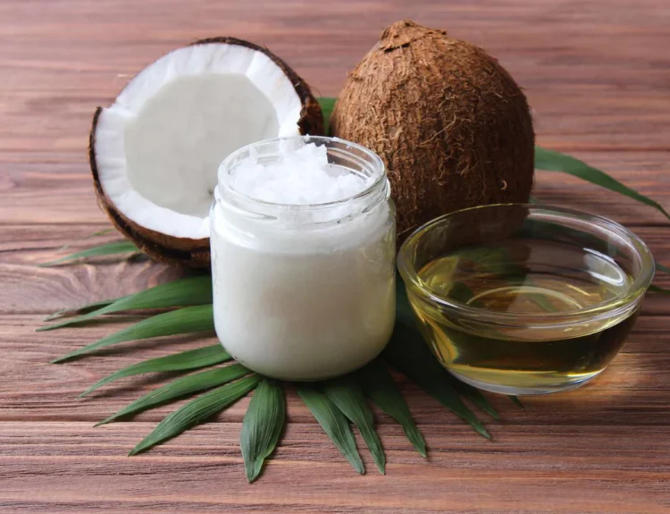cara memakai minyak kelapa untuk wajah
