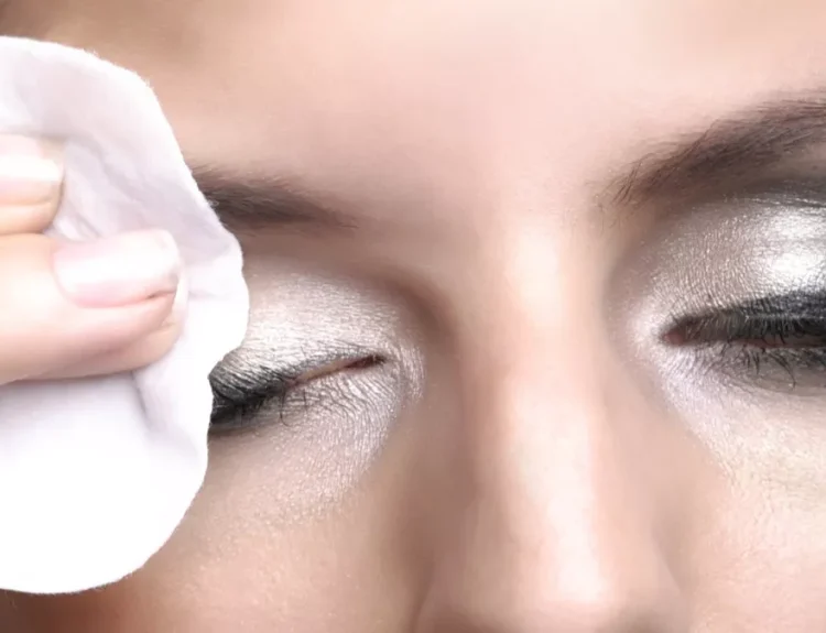 cara menghilangkan make up