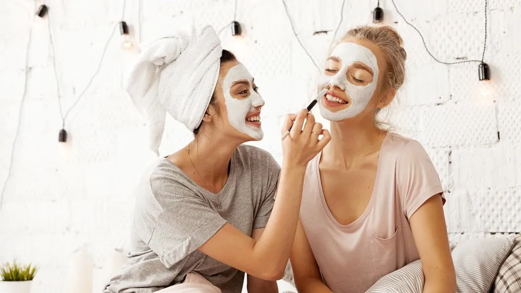 cream siang malam untuk mencerahkan wajah remaja
