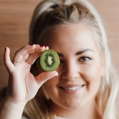 manfaat kiwi untuk wajah