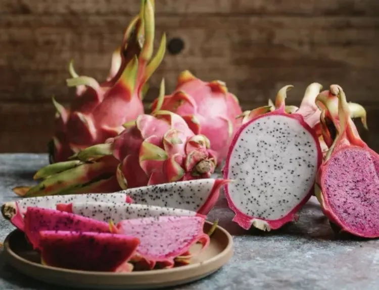 manfaat kulit buah naga untuk wajah