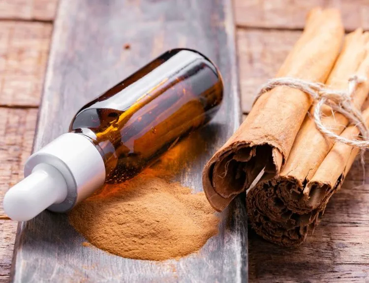 manfaat masker kayu manis