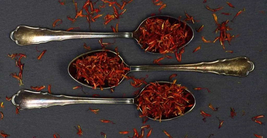 manfaat saffron untuk rambut