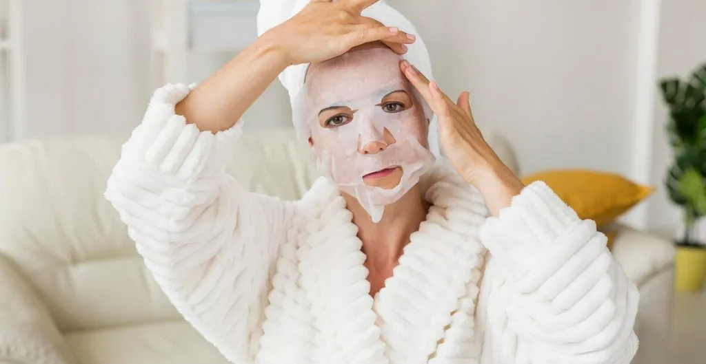 manfaat sleeping mask