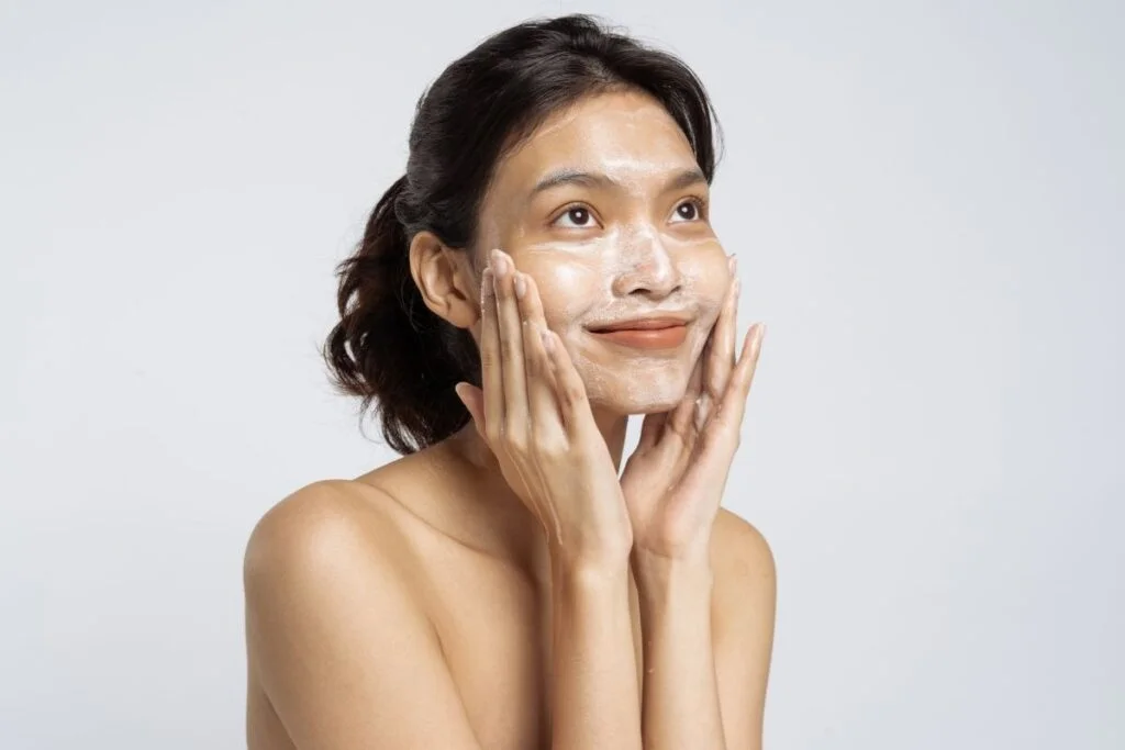 mengatasi kulit sensitif