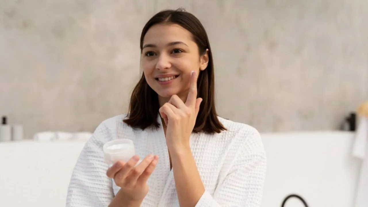 Cara Mengetahui Skincare Cocok atau Tidak untuk Kulitmu yang Bikin Kamu Penasaran