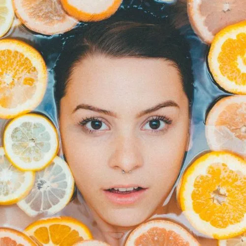 vitamin c untuk wajah berjerawat
