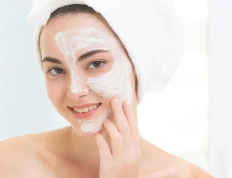 facial wash yang mengandung salicylic acid