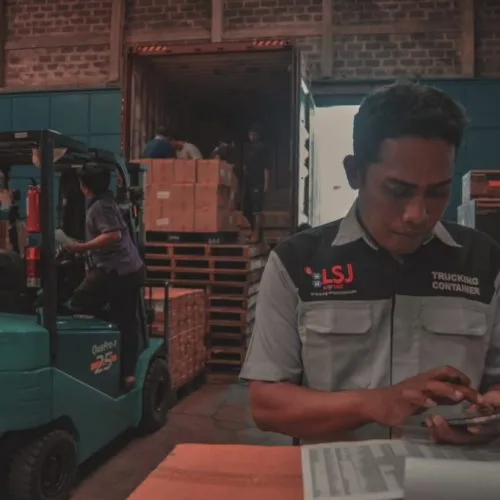 ekspedisi jakarta makassar