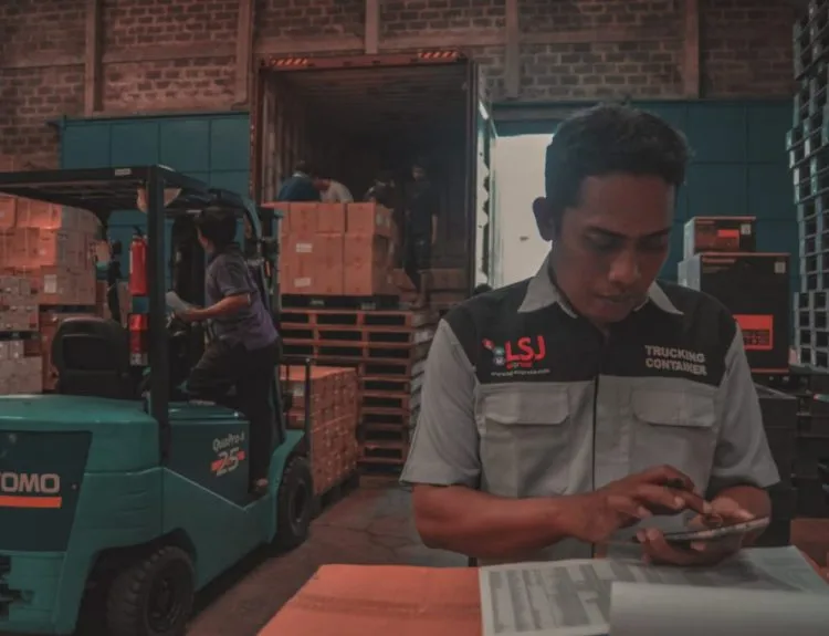 ekspedisi jakarta makassar