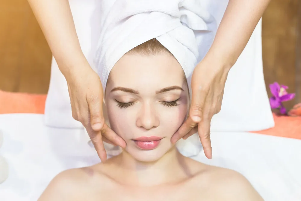facial untuk kulit berjerawat