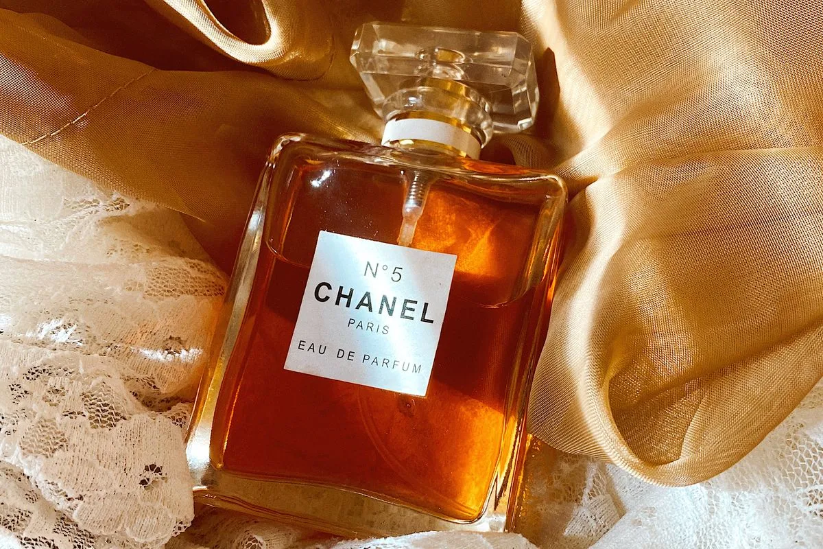 parfum mahal wanita