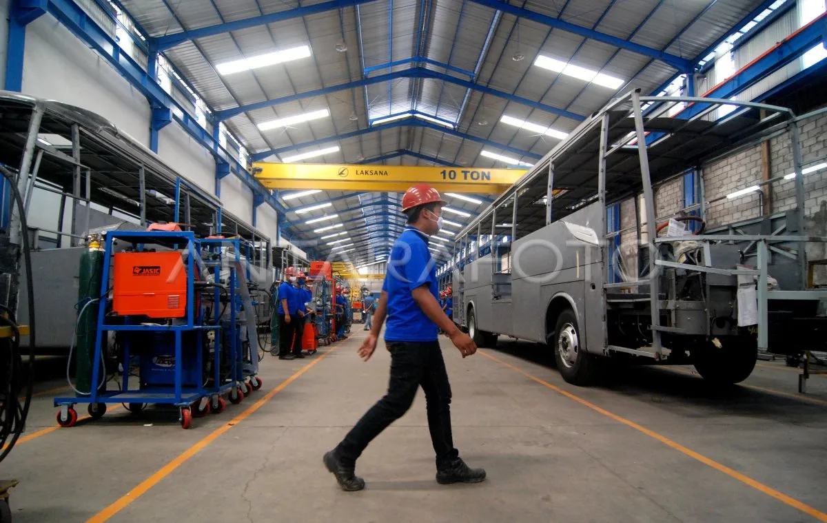 perusahaan karoseri adalah