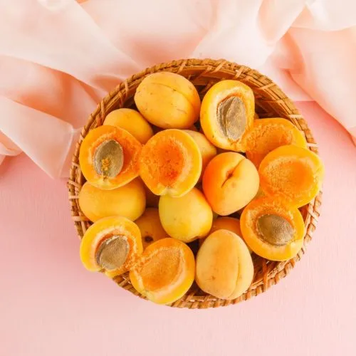 rasa buah aprikot