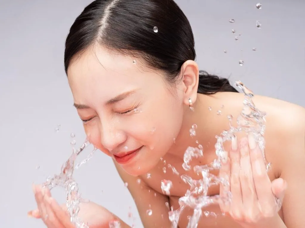 sabun cuci muka untuk kulit bruntusan