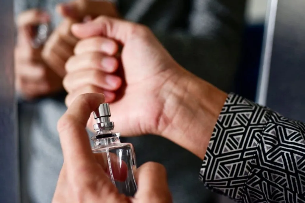 10 parfum pria terbaik