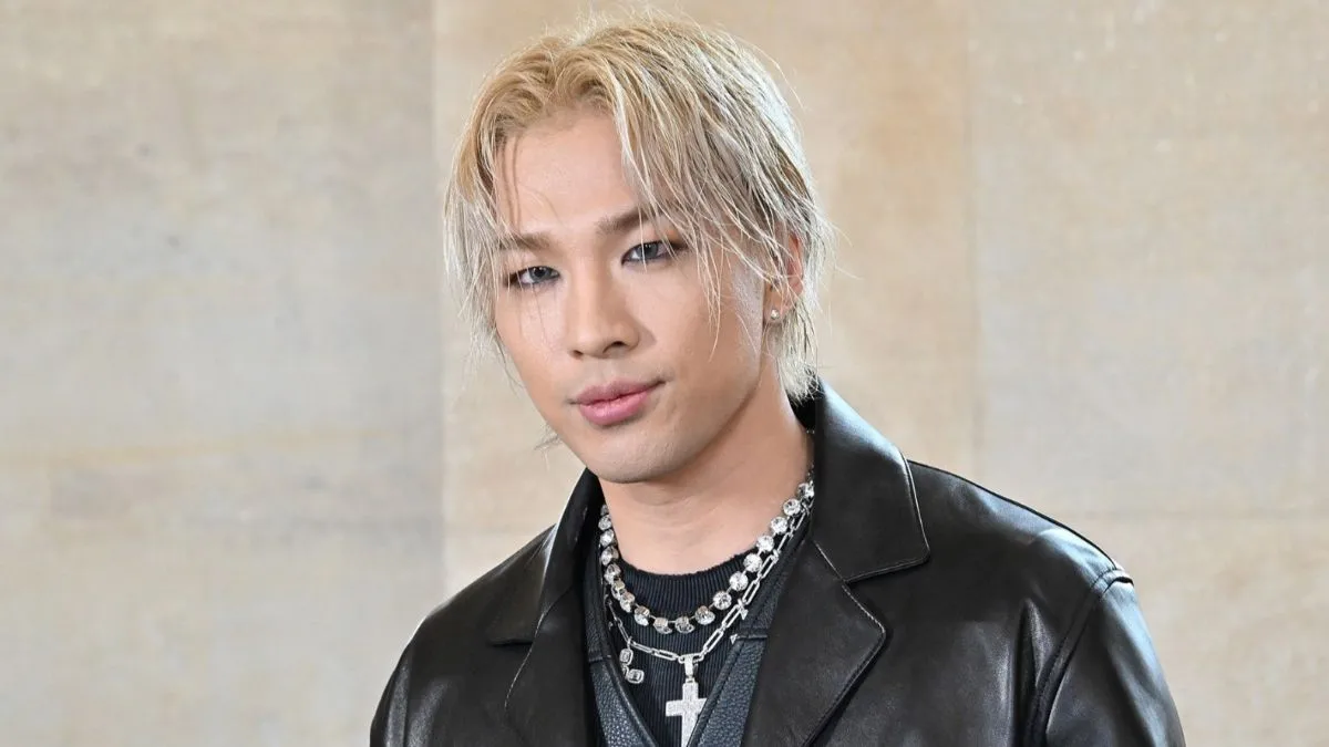 Artis di Bawah Naungan The Black Label