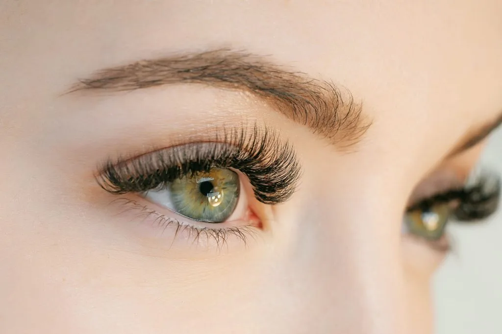 Hybrid Eyelash Extension