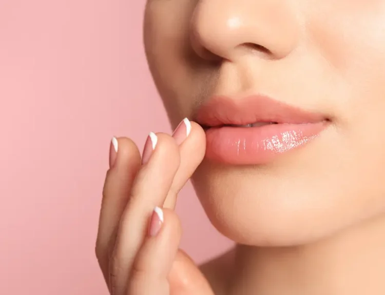 cara memerahkan bibir dengan gula