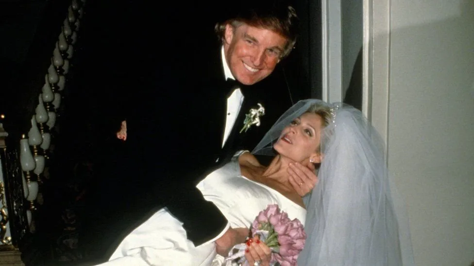 melania trump muda