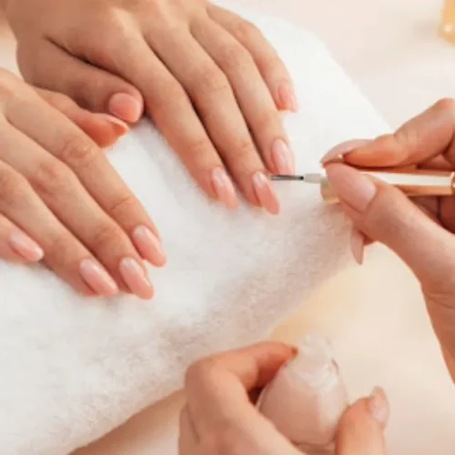 nail art warna kuning lemon