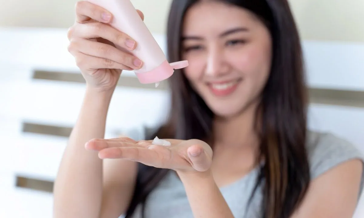 Sunscreen untuk Kulit Berminyak dan Kusam yang Bikin Kamu Ingin Pakai Setiap Hari