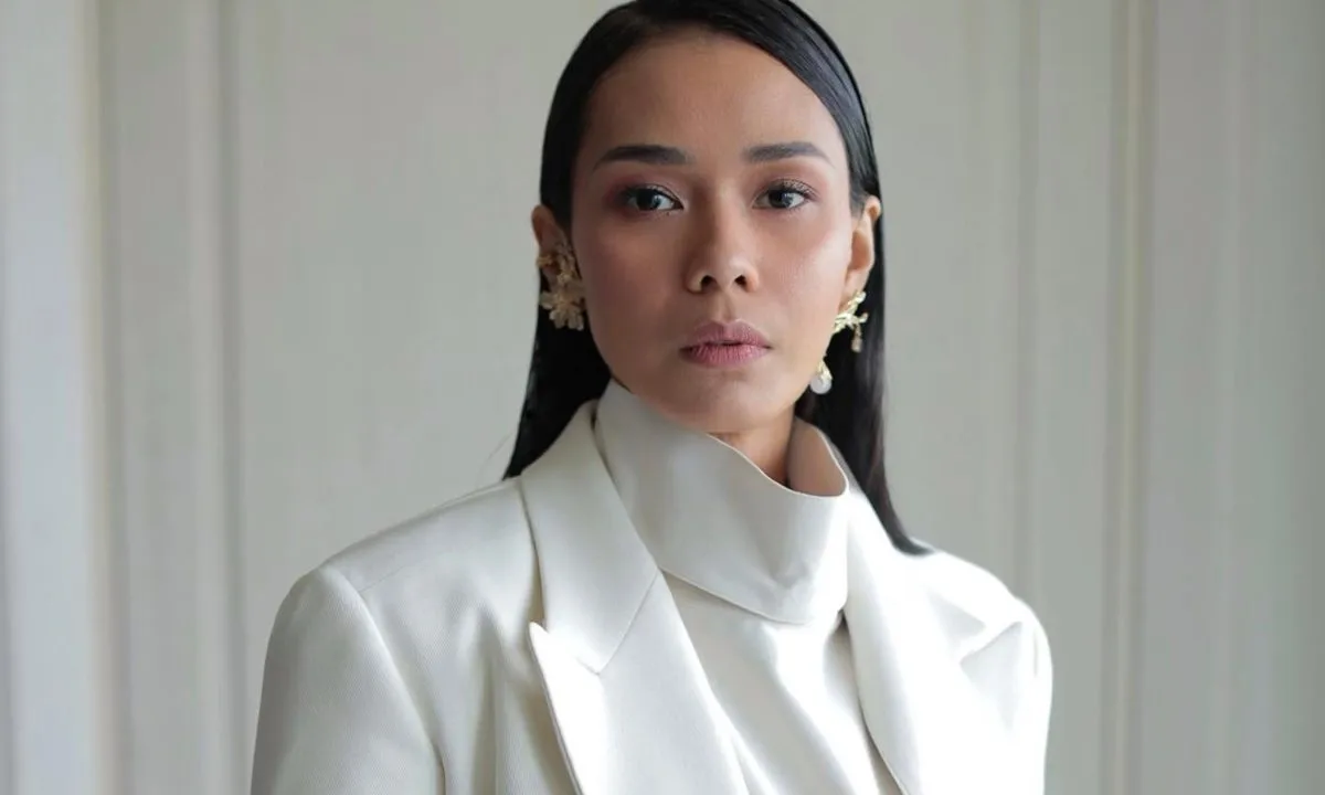 Mau Tahu Rahasia Pesona Adinia Wirasti yang Tetap Awet di Usia 39 Tahun?