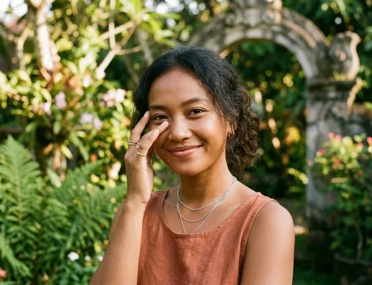 bentuk mata
