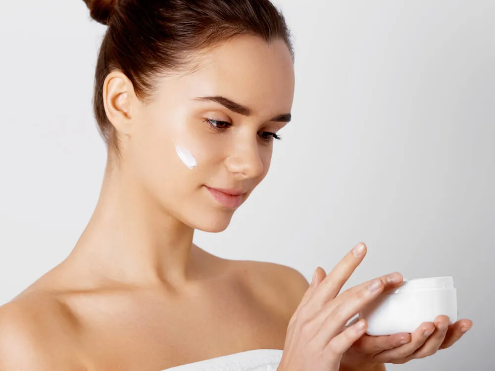 moisturizer atau sunscreen dulu