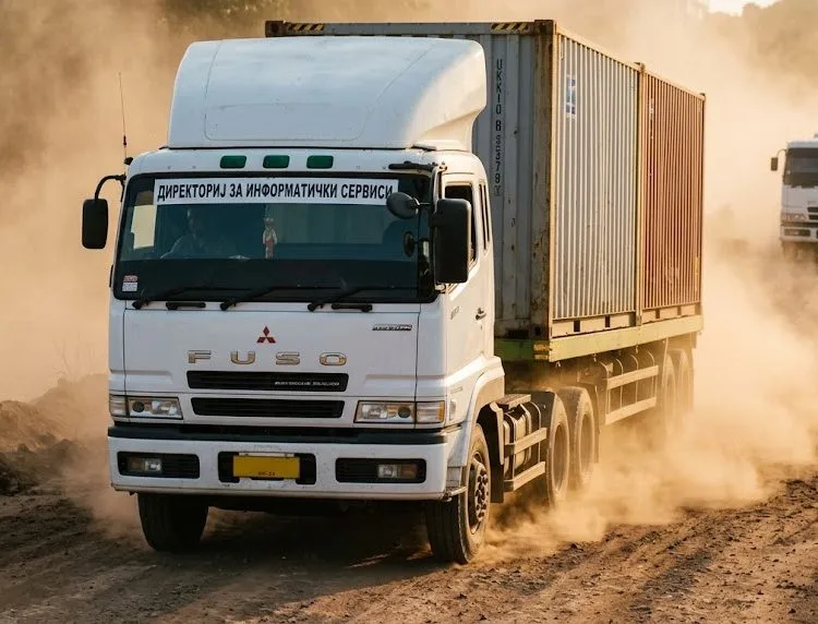 truk fuso super great